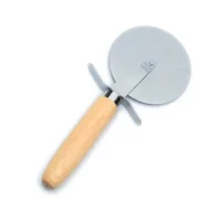 Pizzaskærer 20 cm m. skaft i bøgetræ