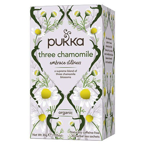 Se Pukka Three Chamomile Te Ø (20 breve) hos Duft og Natur