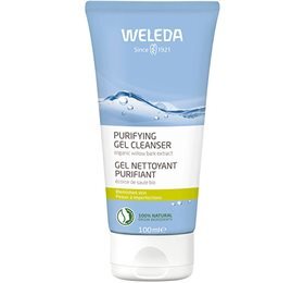 Oplev Weleda Purifying Gel Cleanser 100 ml – en skånsom og effektiv ansigtssæbe, der grundigt renser huden for snavs og overskydende olie. Denne gelformulering er beriget med naturlige ingredienser som organisk rosmarin og lavendel, der både renser og beroliger huden. Den efterlader ansigtet friskt og strålende uden at udtørre. Denne cleanser er ideel til fedtet og kombineret hud og hjælper med at opretholde en sund og balanceret hudtilstand.

- Skånsom rensning af huden
- Naturlige ingredienser
- Beroliger og frisker op
- Velegnet til fedtet og kombineret hud
- Uden kunstige tilsætningsstoffer
- Understøtter en sund og strålende teint