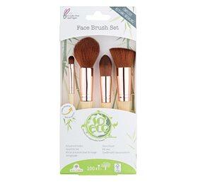 Se So Eco Makeup Brush sæt til ansigtet hos Duft og Natur